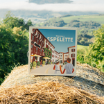 Coffret cadeau bienvenue à Espelette avec vin Irouléguy, axoa, saucisson et spécialités basques