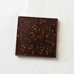 Tablette - Chocolat Noir éclats de Fèves de Cacao & Piment d'Espelette